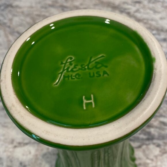 Fiestaware 10" Vase in Shamrock - Picture 6 of 7